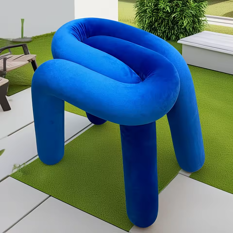 FUNKY FORM | The Bold Bouclé Loop Stool