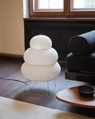 PAPPERSLYKTA | Sculptural Paper Table Lamp
