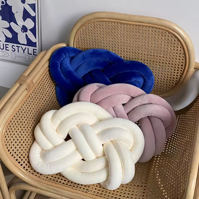 KNOT-CHIC | Handmade Decorative Comfort Pillow