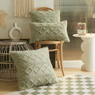 TWIST & PLUSH | Vintage Knitted Faux Wool Cover