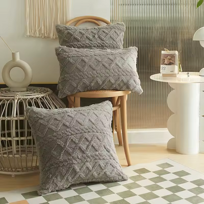 TWIST & PLUSH | Vintage Knitted Faux Wool Cover