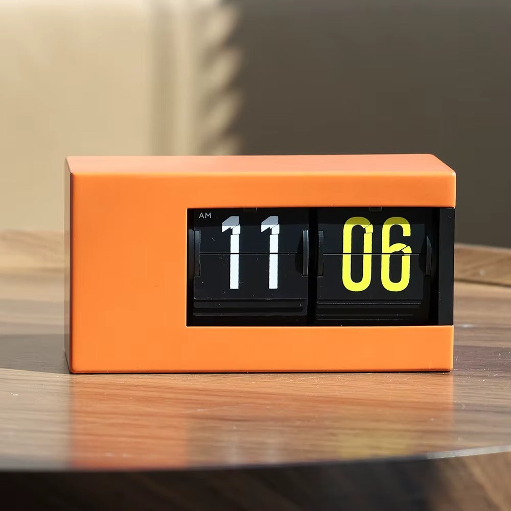 Automatic Flip Clock Retro Metal Desk Alarm Clock Vintage Decor