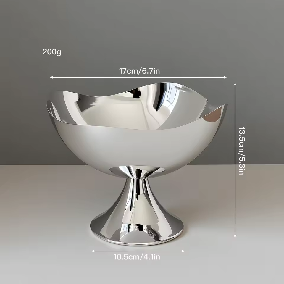 minimalist tray decor