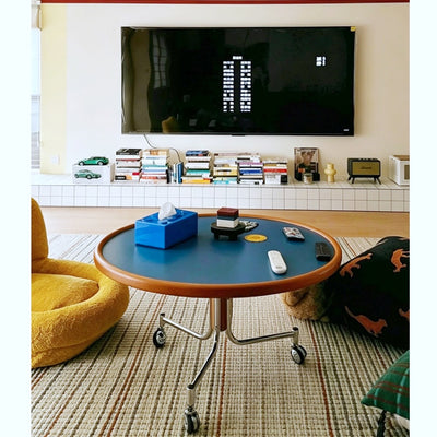 movable round coffee table for modern lounge area