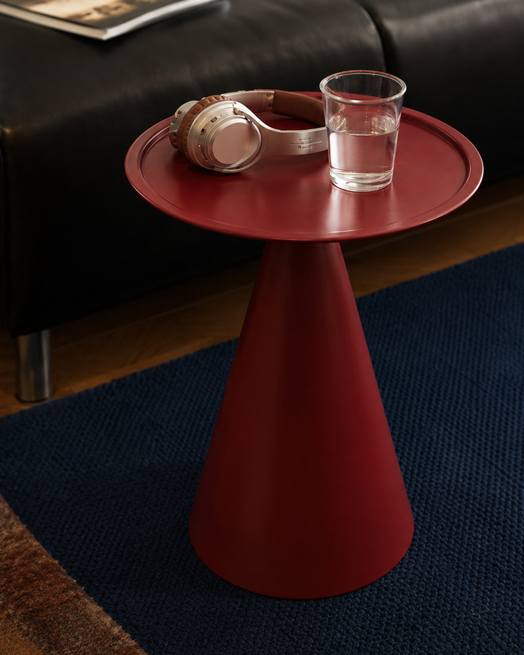cone pedestal table top view photo showing full round top