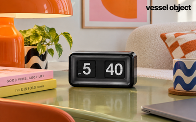 transparent flip clock minimalist design