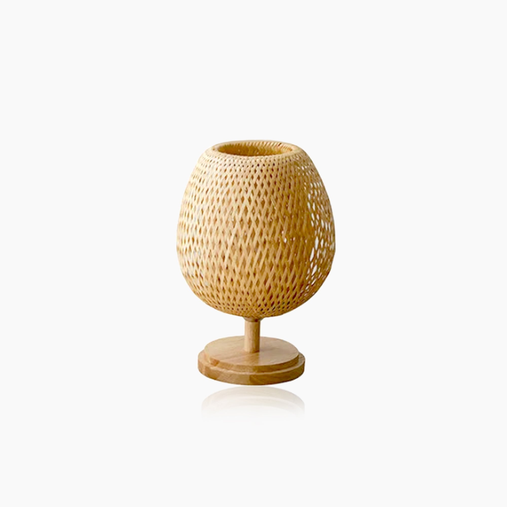 Vintage Wicker Table Lamp - Handcrafted Bamboo Lighting